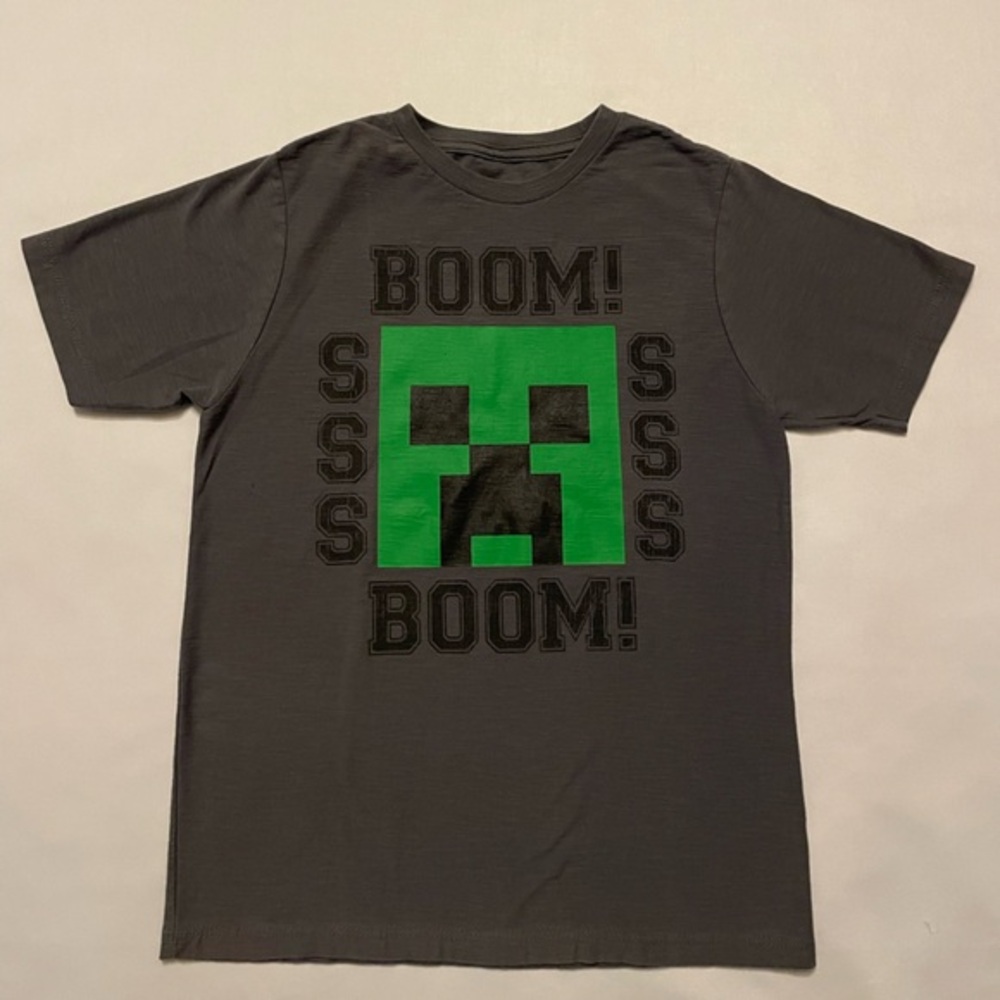 Mojang Minecraft Creeper Boom T-shirt Boys Youth Size Large (10-12) Gray & Green